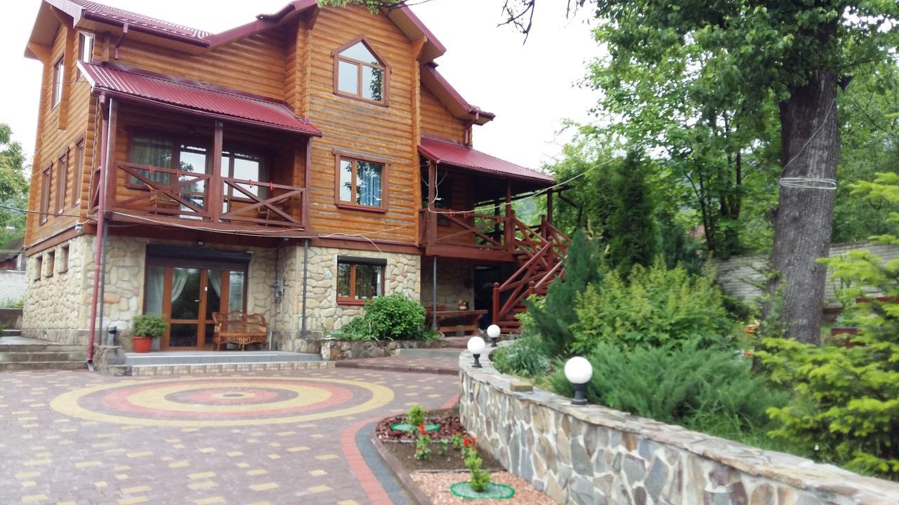 Hotel Karpatska Mria Jaremtsche Exterior foto